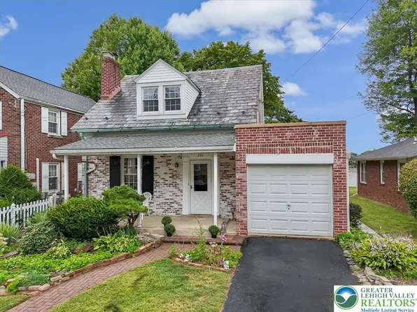 216 N 20th St, Allentown, PA 18104