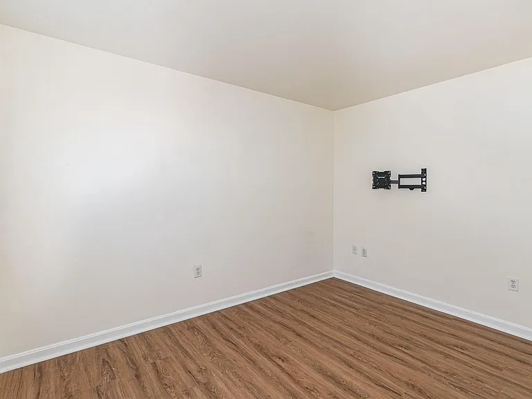 6280 Spring Knoll Dr — Photo 21