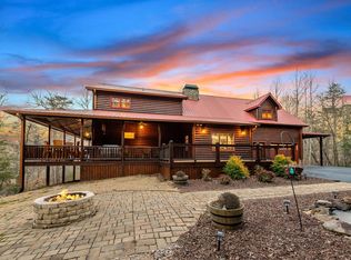 42 Overlook Rd, Blue Ridge, GA 30513