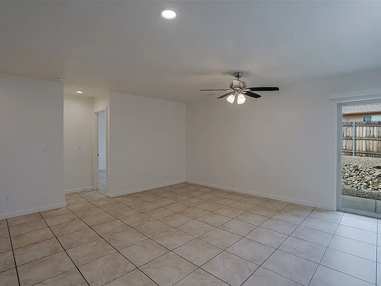 3850 N Teri Ct — Photo 45