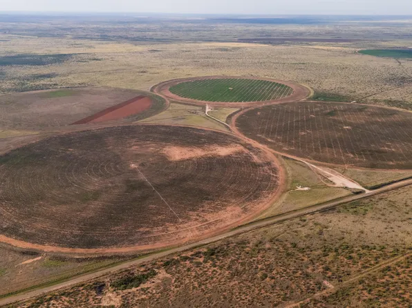 County Road 330, Seminole, TX 79360