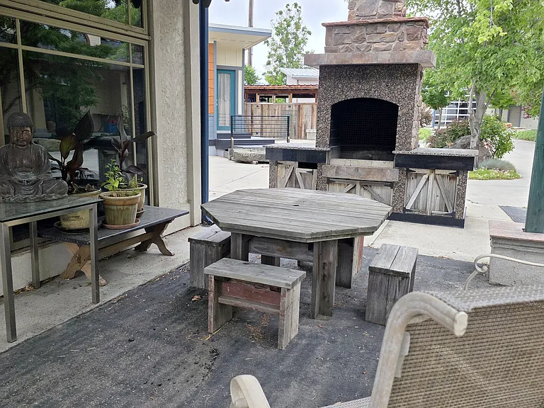 219 W Murray St #1 — Photo 11