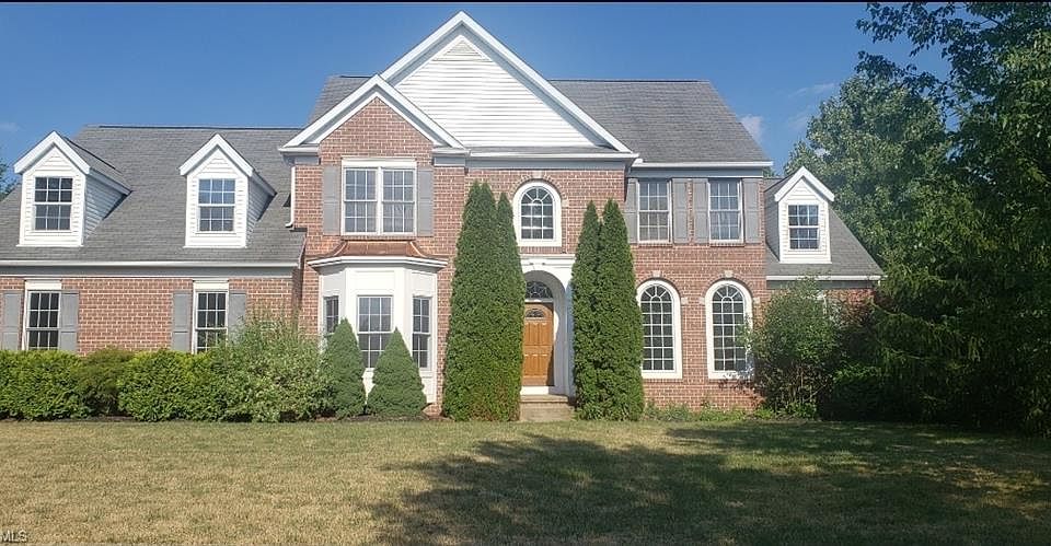 1st image of 3495 Windsong Dr