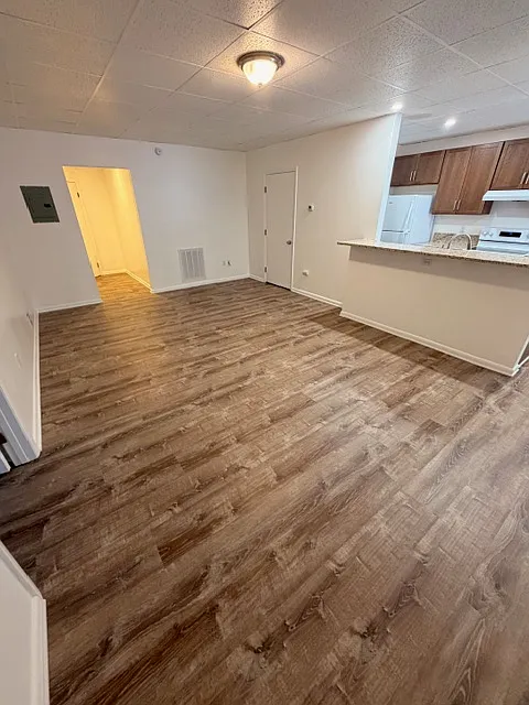 Building Photo - 108 S 2nd Ave #2A