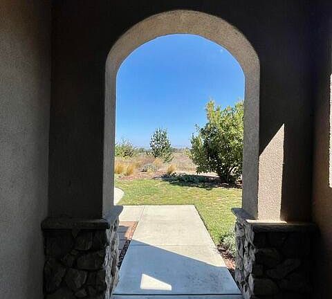 4th image of 794 Hickok Cir