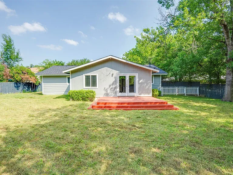 5402 Chevy Cir — Photo 3