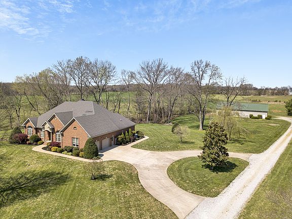 2nd image of 5144 Drake Rd