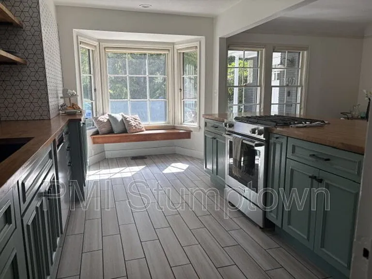 7407 SE 30th Ave — Photo 16