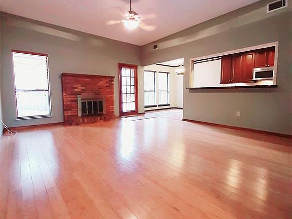 5th image of 1209 Woodmoor Ct