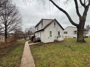 2173 Toms Rd, Rockford, IL 61109