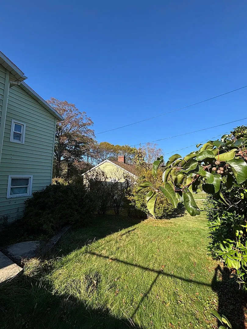 Charming 2-Bedroom Single-Family Home with Garage and Off-Street Parking — Photo 4