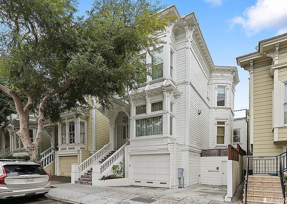 1st image of 2712 Pine St