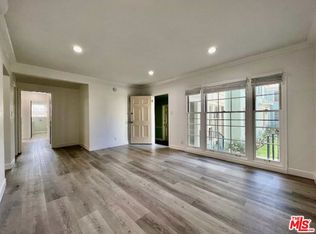 1836 N Edgemont St #2, Los Angeles, CA 90027
