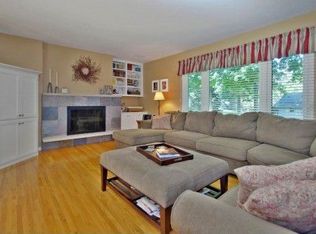 12926 5th Ave S, Burnsville, MN 55337