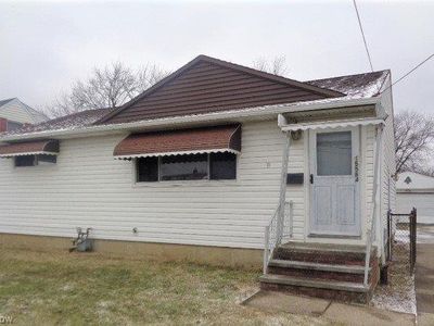 15584 Fayette Blvd, Brookpark, OH, 44142
