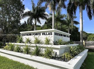 634 SW 2nd Pl, Florida City, FL 33034