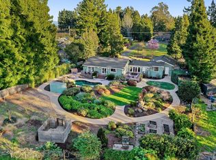 496 Gold Ridge Rd, Sebastopol, CA 95472