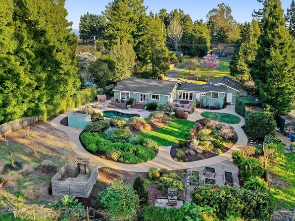 496 Gold Ridge Road, Sebastopol, CA 95472