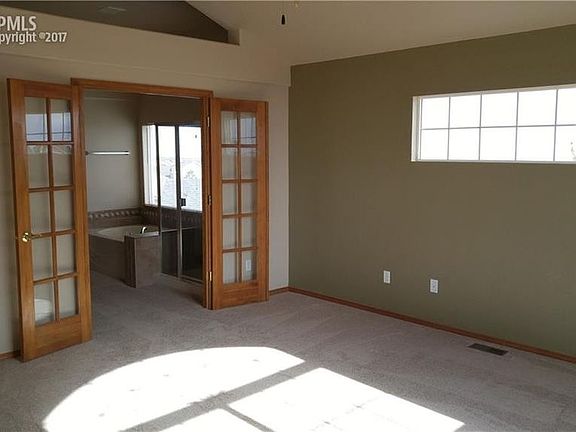 3rd image of 9891 Antler Creek Dr