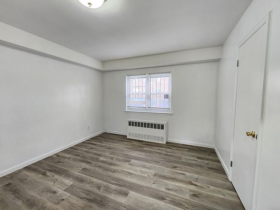 4th image of 23-20 36th Ave #1