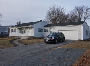 30 Dwelly Rd, Somerset, MA 02726