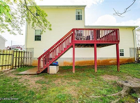 5th image of 208 Meadowlake Dr