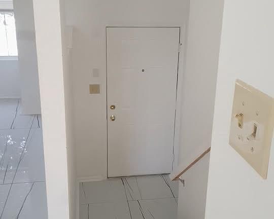 5th image of 711 Faraway Ct
