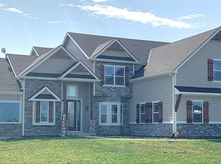 1454 N 971st Rd, Lawrence, KS 66046