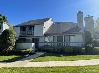 14 Peachtree Ct, Monmouth Junction, NJ 08852