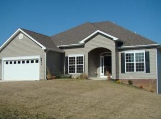 210 David Cir, Penn Laird, VA 22846