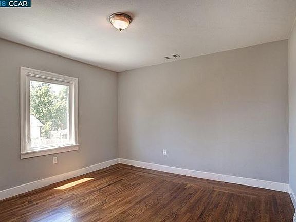 4th image of 919 Veale Ave #A
