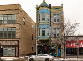 1044 W Belmont Ave #1, Chicago, IL 60657