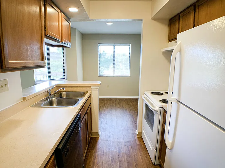 Deercross Apartments — Photo 49