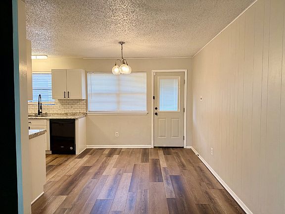 5th image of 5408 22nd St