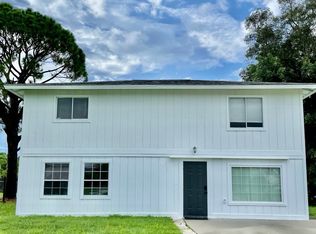 8453 Cardinal Rd, Fort Myers, FL 33967