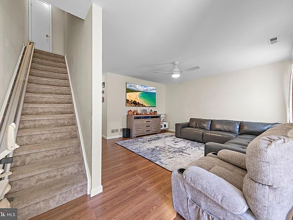 4th image of 403 Ibis Ct