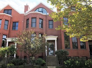 2068 Valor Ct, Glenview, IL 60026