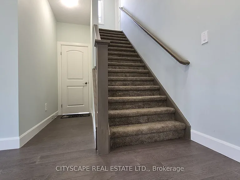 184 Knott Dr #UPPER — Photo 19