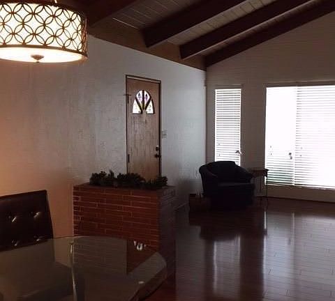 4th image of 110 Church Ave