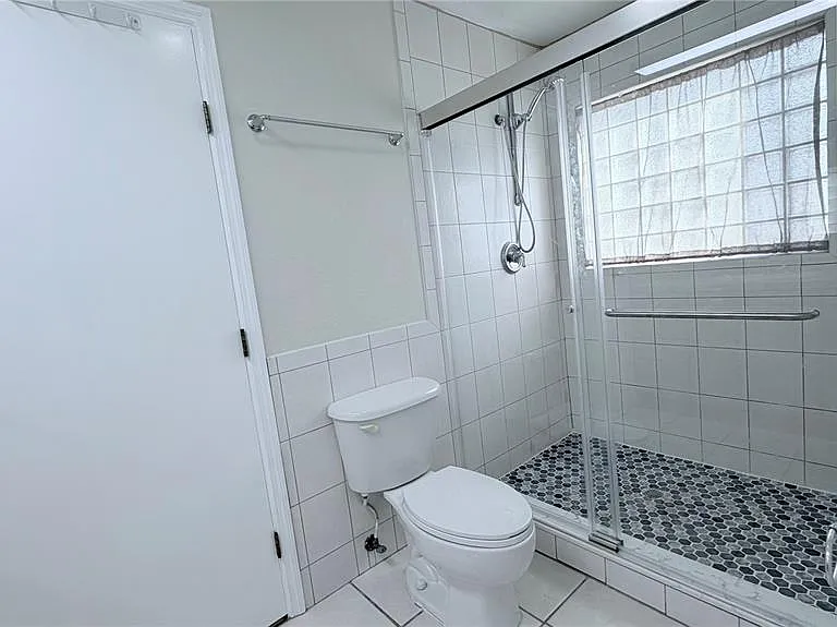 11803 Classic Lake Way — Photo 34