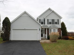 27 Belmore Way, Rochester, NY 14612