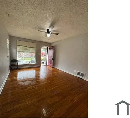2 bed, $1,050 — Photo 3
