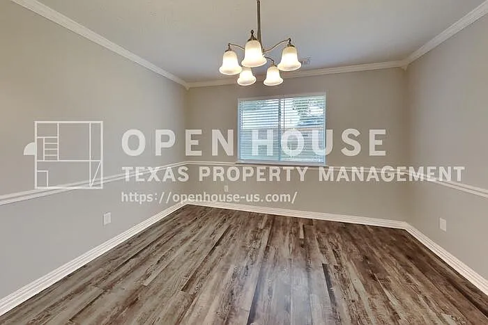 21746 Deep Pines Dr — Photo 8