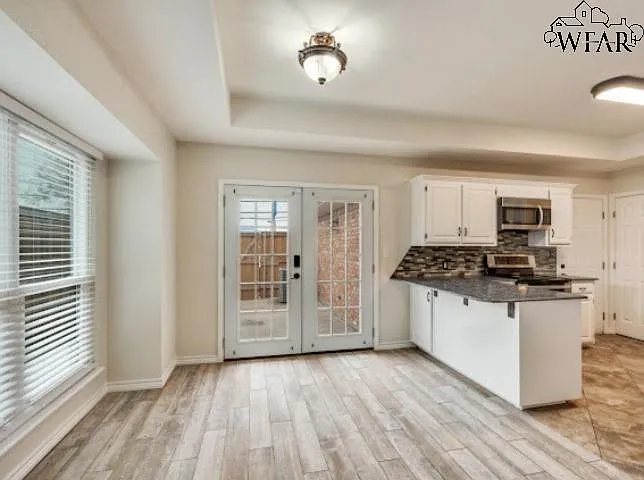 3037 Cunningham Dr — Photo 5
