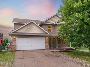 1145 Briarwood Blvd, Roberts, WI 54023