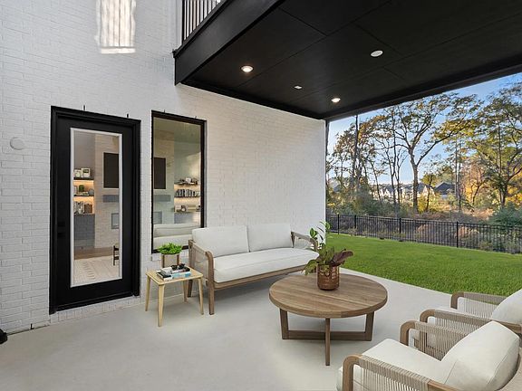 Lyndon C outdoor living area