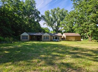 5485 W Us Highway 12, Buchanan, MI 49107