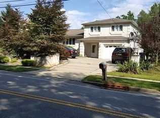 987 New Dover Rd, Edison, NJ 08820