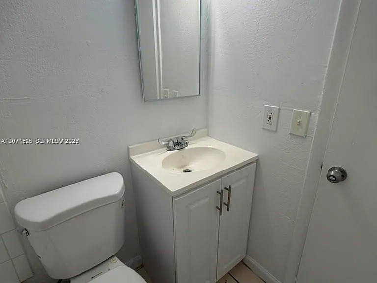 919 NW 2nd Ave #3 — Photo 23