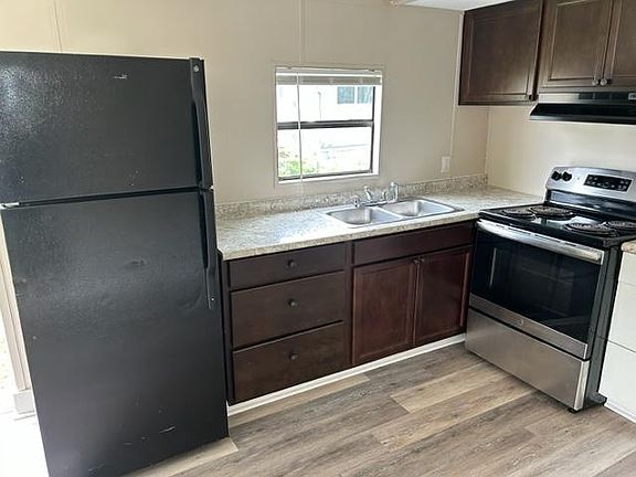 4th image of 1050 Ross Ln Lot 2